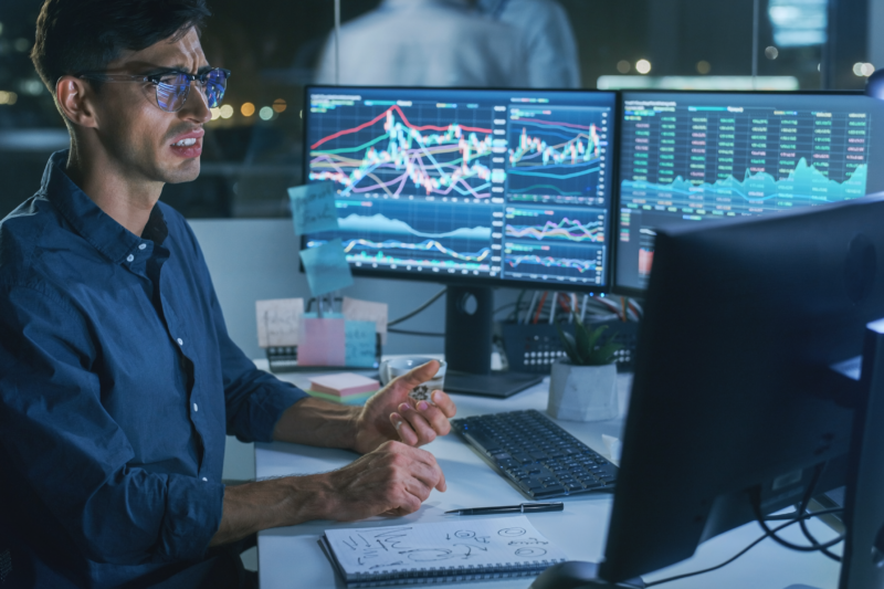 Analysts Lag Markets as Crisis Signals Build Beneath the Surface