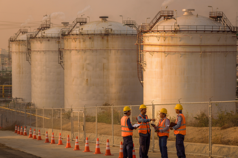 India Refiners Delay Maintenance to Stabilize Fuel Supply Amid Iran War Disruptions