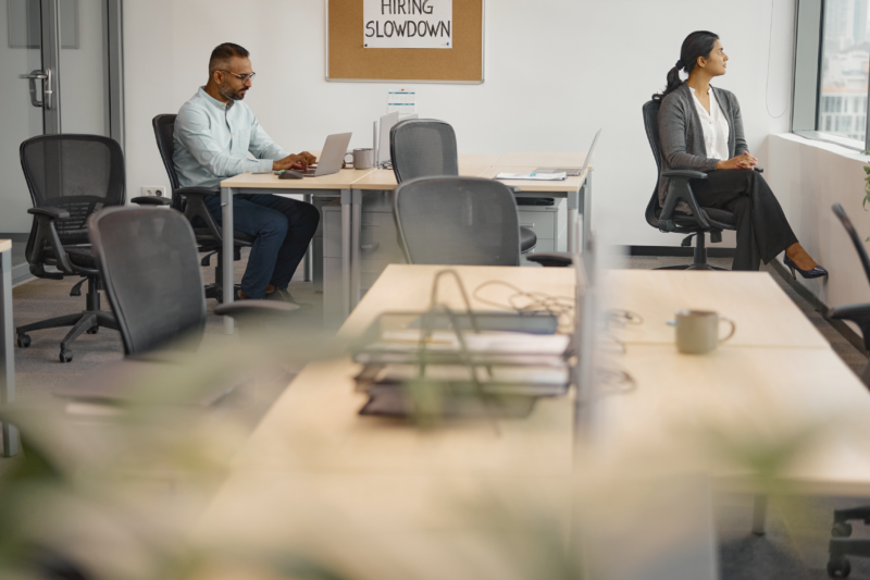 U.S. Economy Hit by Iran War as Inflation Surges and Service Hiring Slows