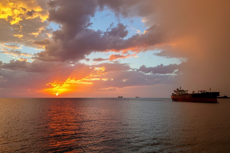 Markets Rally as Trump Signals Iran War May End Within Weeks